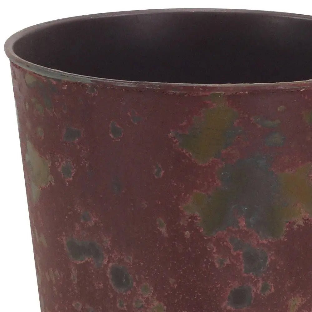 7" Red Recycled Plastic Indoor Outdoor Round Pot Planter - NOBLE HOME INTERIORS